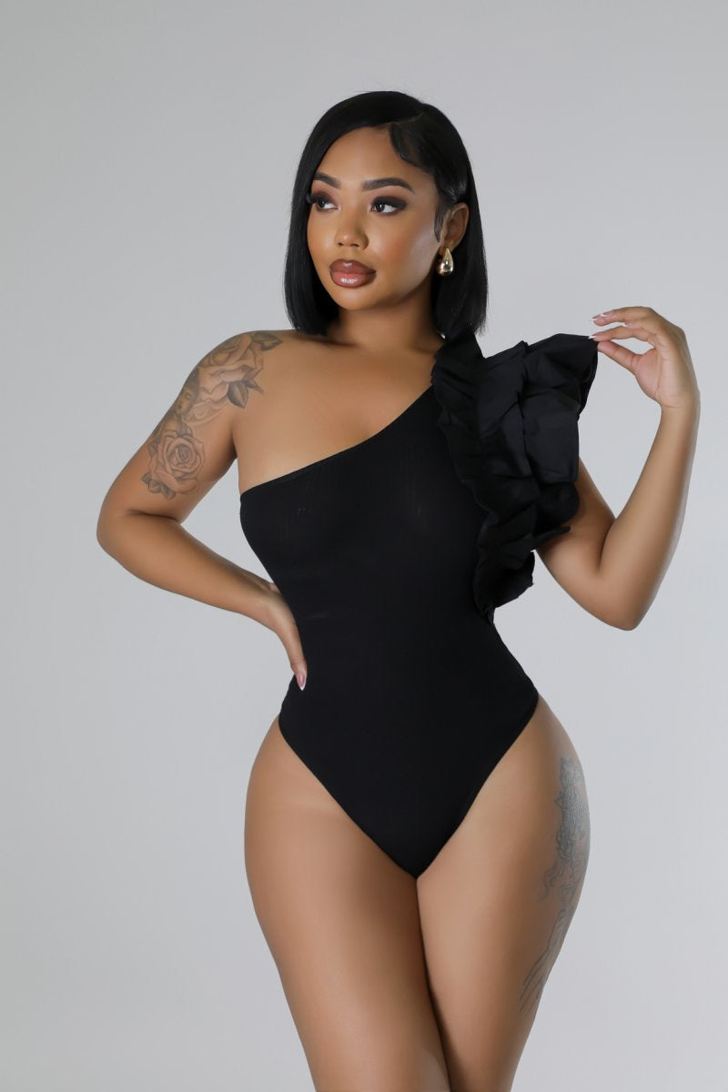 Diva Day Bodysuit Skirt Set Half